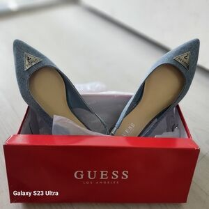 GUESS Women's Blue Pointed Toe Flats